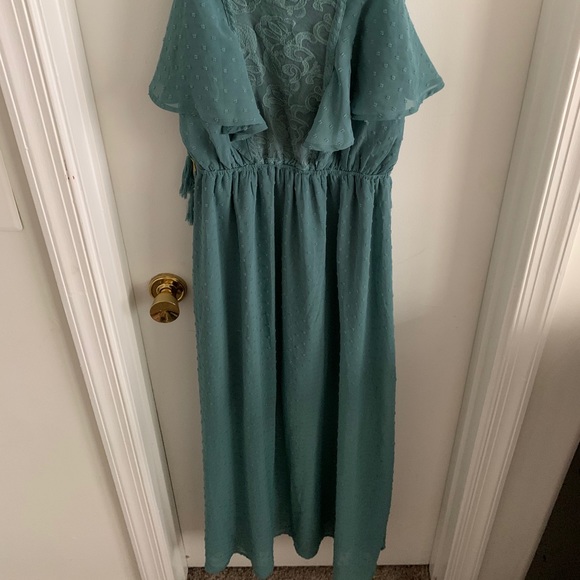 Francescas dress - Picture 3 of 5